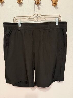 Men's Black Hybrid Performance Shorts - Lightweight Everyday Wear